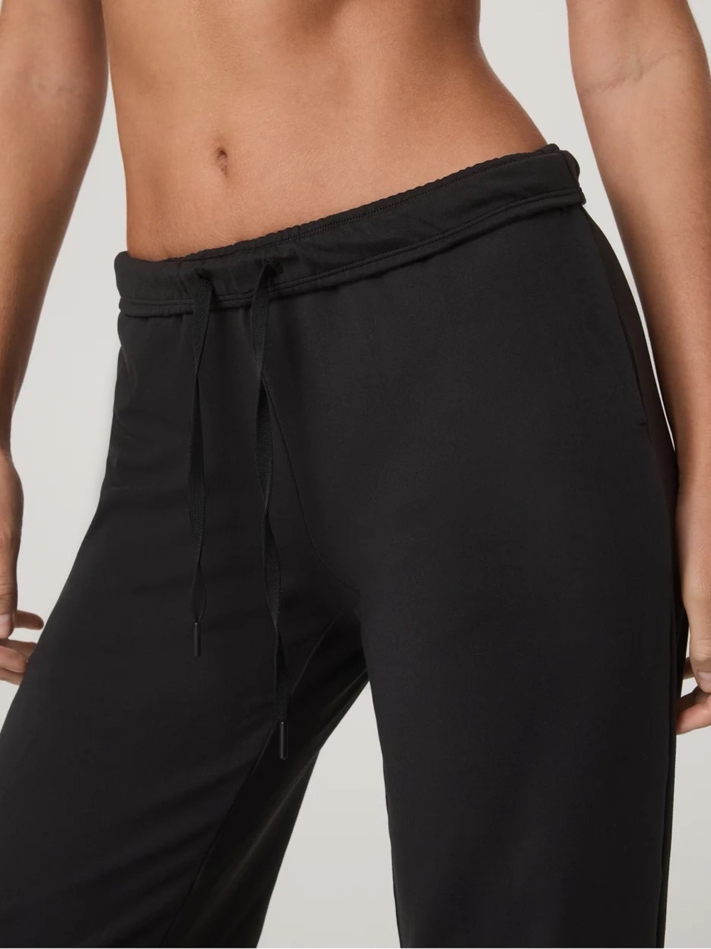 Vuori Halo Modern Straight Leg Pant Black Size M NWOT - Picture 3 of 8